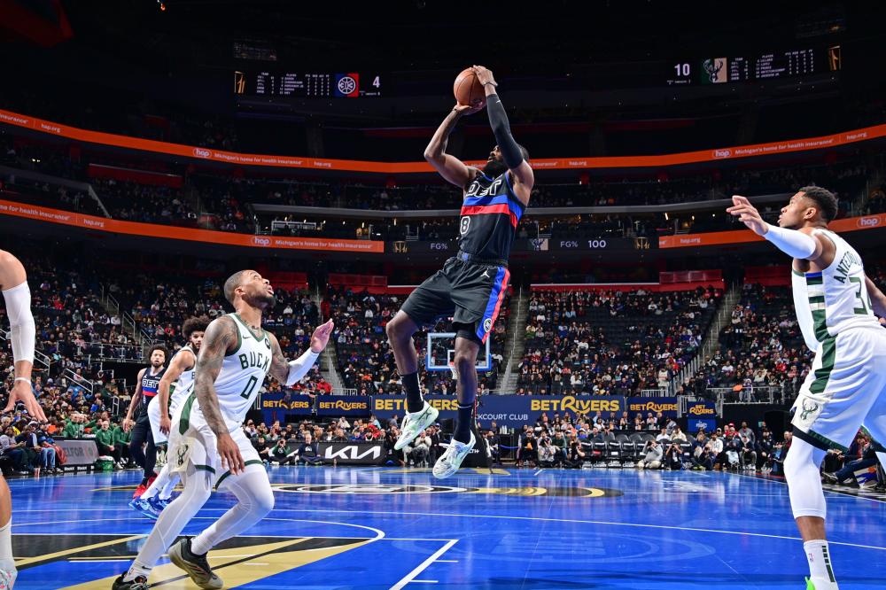 因此球队更 因此球队更